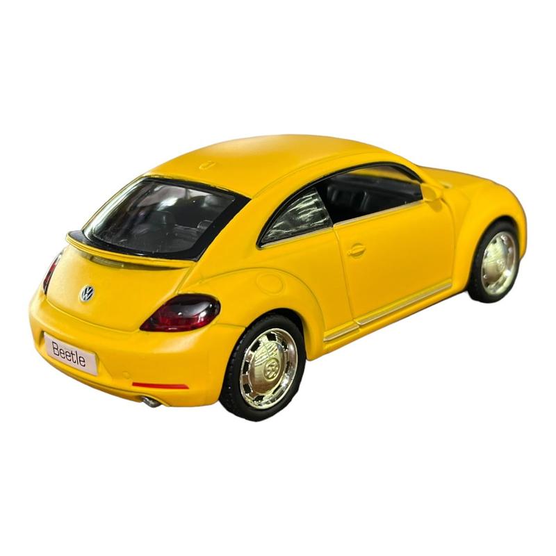 Miniatura Volkswagen New Beetle Fusca Amarelo RMZ 1:32 - Carrinhos
